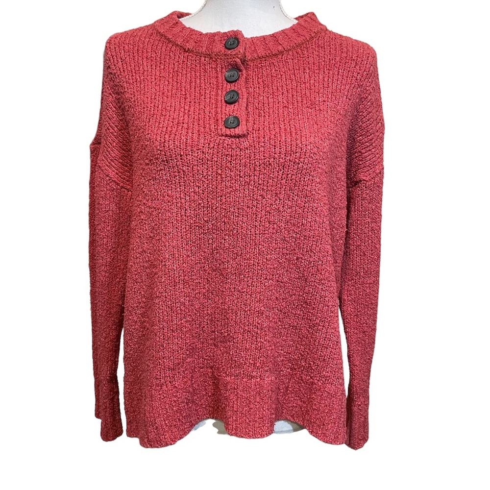 American Eagle Jegging Fit Button Front Magenta Sweater.  Size S